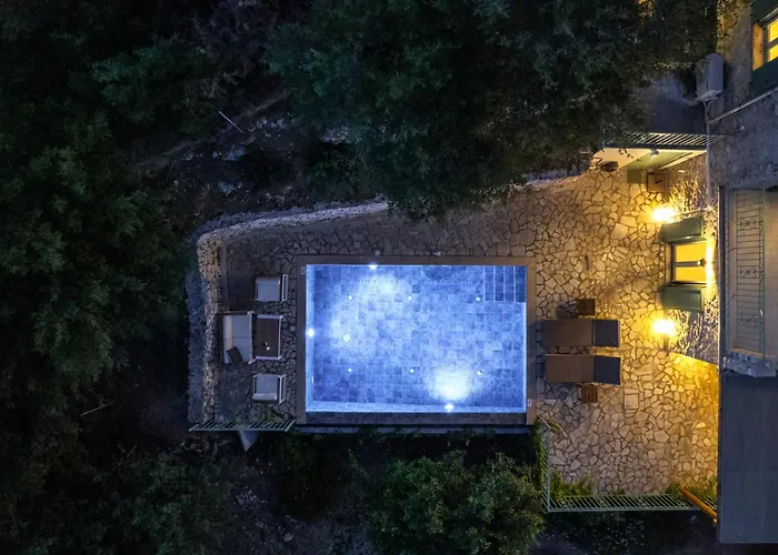 Sevastoula Villa Ratzaklíon